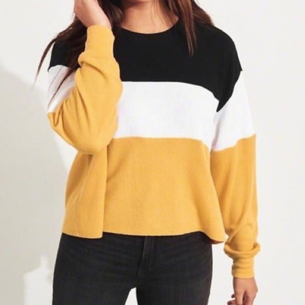 Hollister Long Sleeve Boyfriend Tee Small